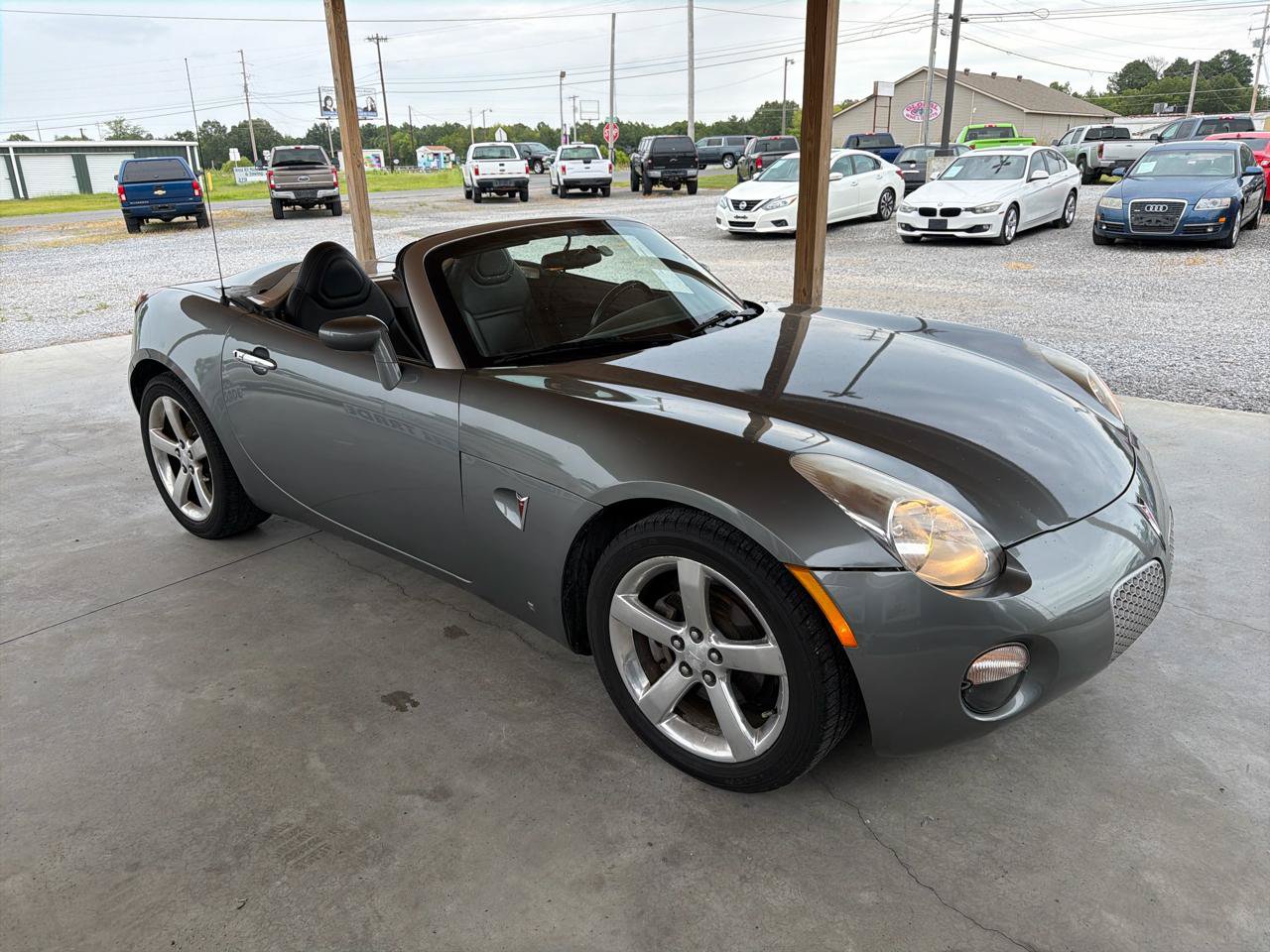 Used 2006 Pontiac Solstice Convertible w/ Premium Package RWD image 8