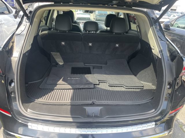 Used 2020 Nissan Murano SL w/ Moonroof Package FWD image 18