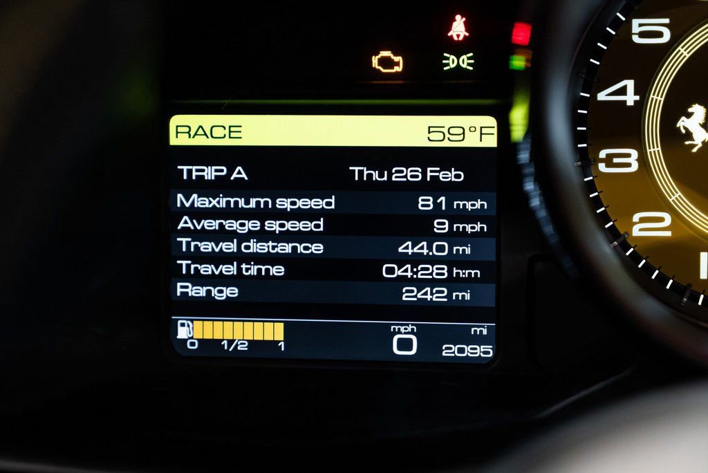 Certified 2015 Ferrari 458 Speciale A RWD image 31