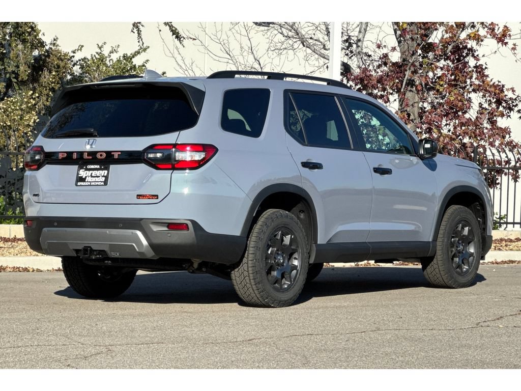 New 2026 Honda Pilot TrailSport image 4