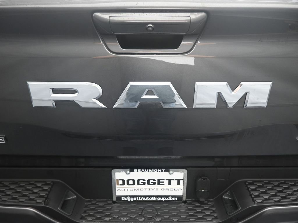 New 2026 RAM 1500 Laramie w/ Sport Appearance Package AWD/4WD image 14