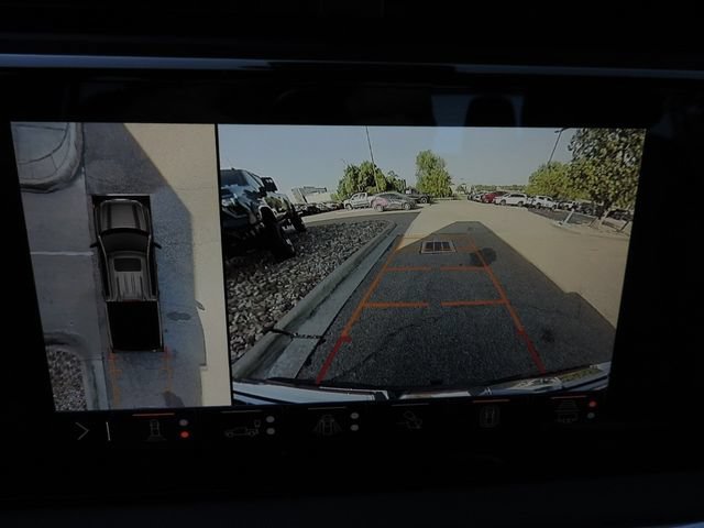 Used 2024 GMC Sierra 1500 AT4 w/ Technology Package AWD/4WD image 31