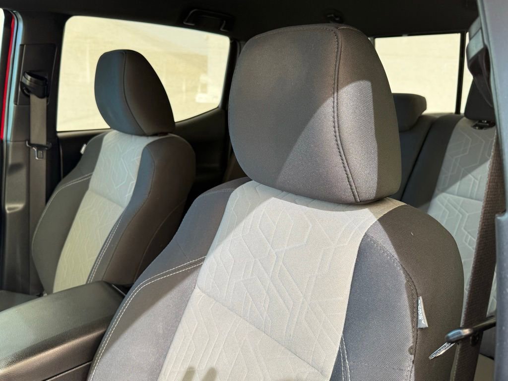 Used 2021 Toyota Tacoma TRD Sport w/ Technology Package image 30