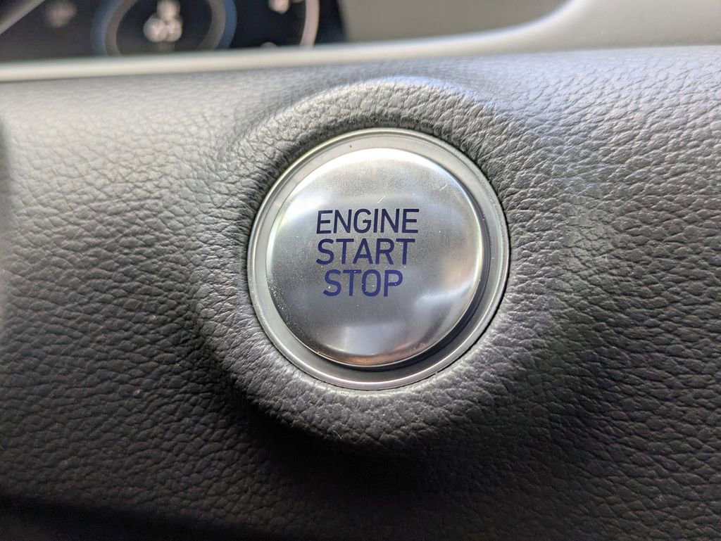 Used 2020 Hyundai Sonata SEL w/ Premium + Sunroof Package FWD image 27
