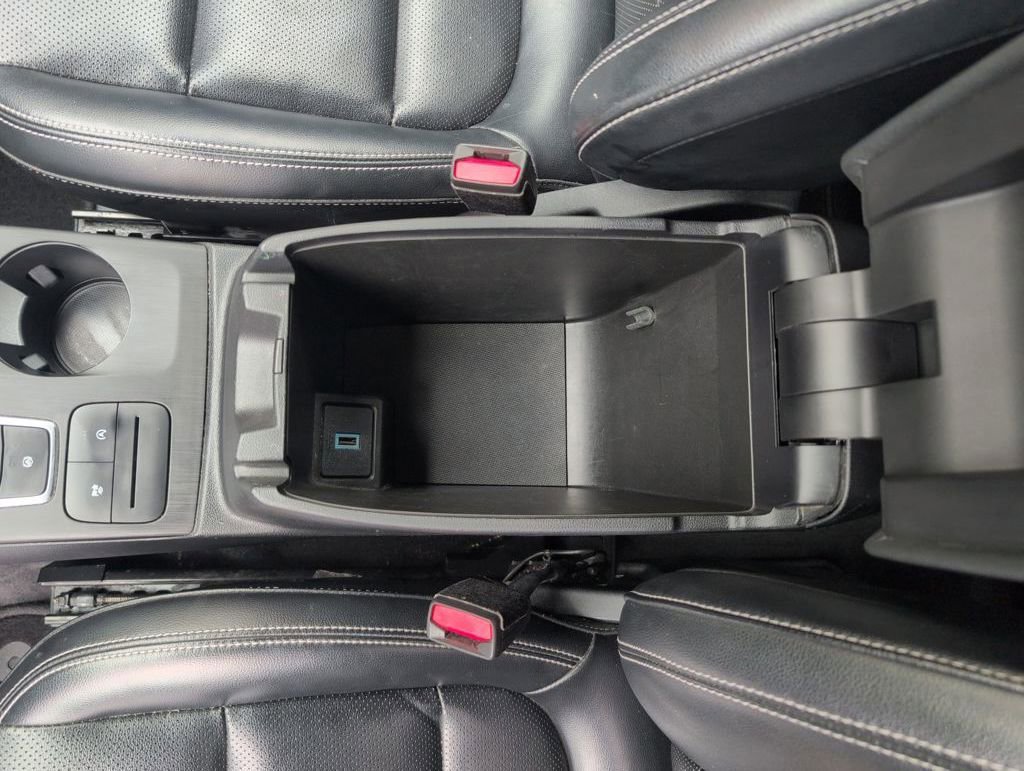 Used 2020 Ford Escape SEL image 27