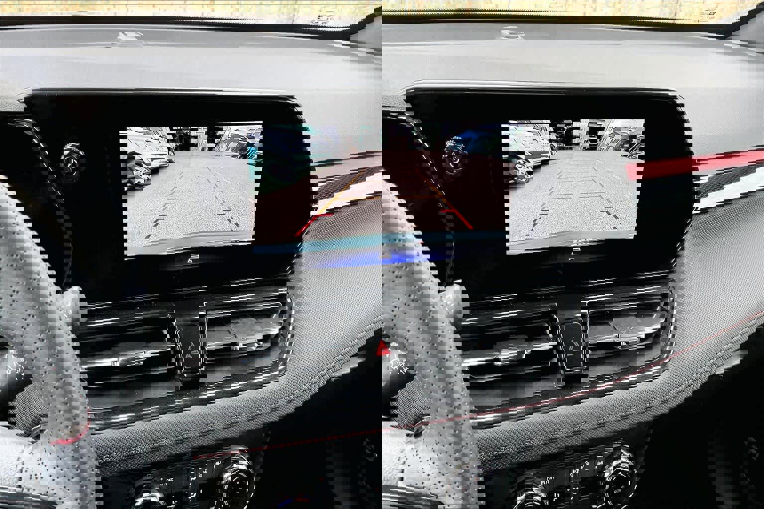 Used 2025 Chevrolet TrailBlazer RS w/ Convenience Package image 29