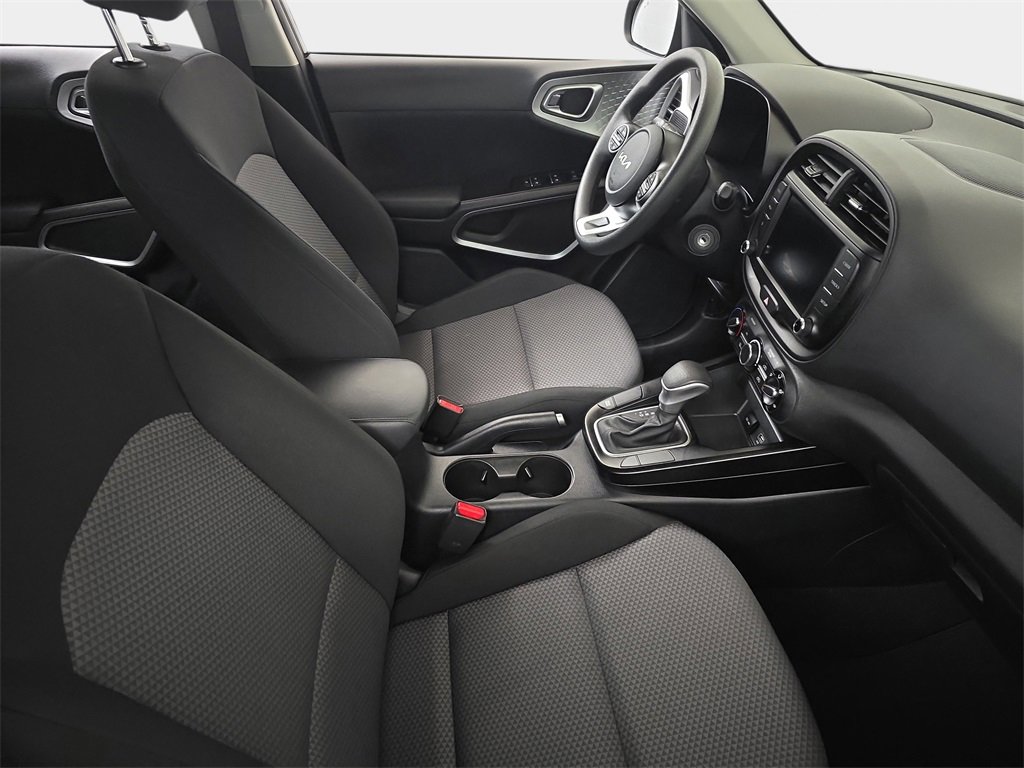Used 2024 Kia Soul LX w/ Option Group 015 image 12