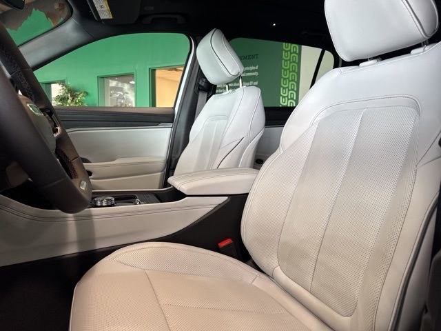 Used 2025 Jeep Wagoneer S Limited image 14