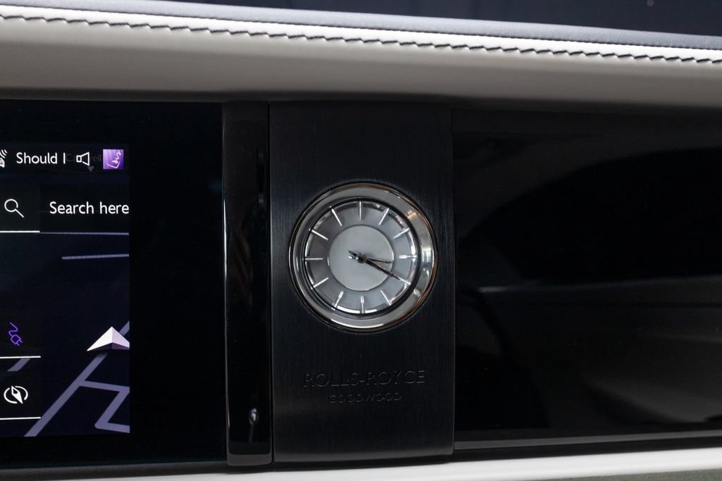Used 2024 Rolls-Royce Spectre w/ Spectre Launch Package AWD/4WD image 39