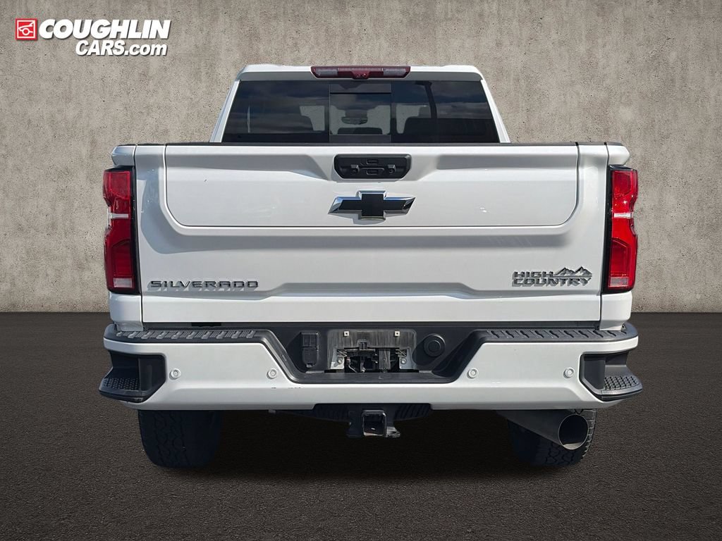 Used 2025 Chevrolet Silverado 2500 High Country w/ High Country Premium Package AWD/4WD image 8