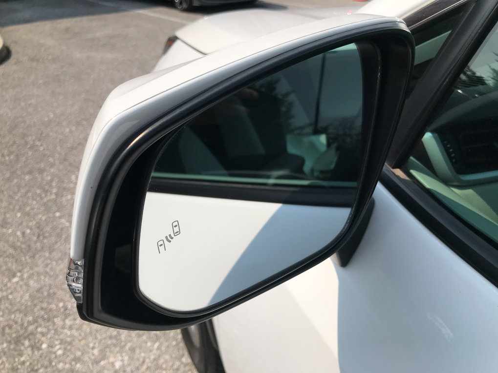 Used 2022 Toyota RAV4 XLE w/ Convenience Package AWD/4WD image 12