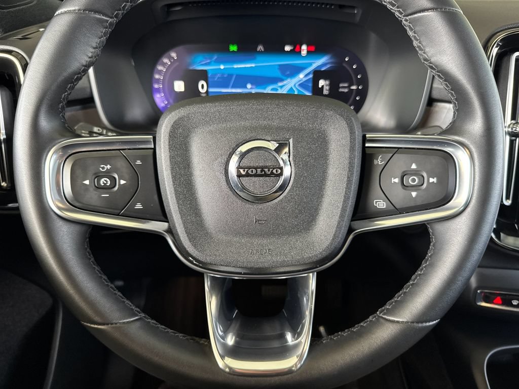 Certified 2023 Volvo C40 Recharge Core AWD/4WD image 22