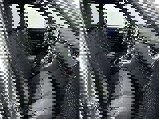 Used 2023 Toyota RAV4 SE AWD/4WD image 28