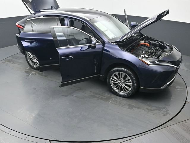 Used 2024 Toyota Venza XLE AWD/4WD image 54