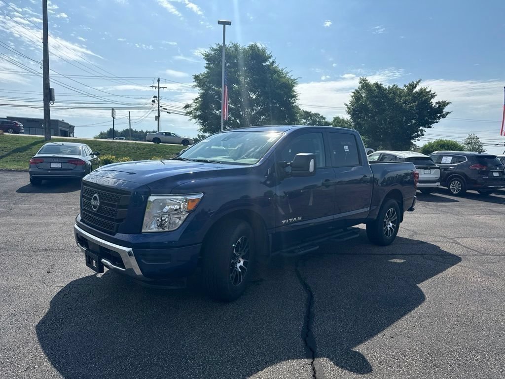 Certified 2023 Nissan Titan SV w/ SV Convenience Package AWD/4WD image 6