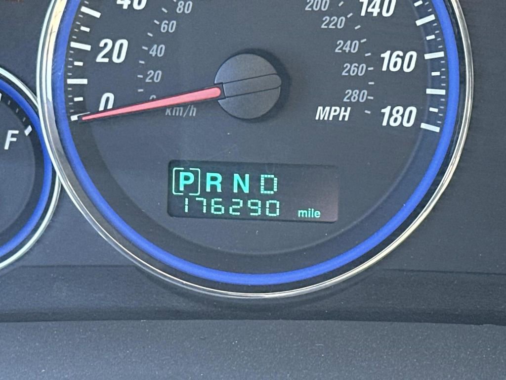 Used 2006 Jeep Grand Cherokee SRT8 w/ SRT Option Group I image 22