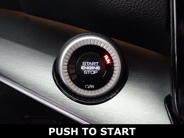 Certified 2025 Jeep Wagoneer 4WD image 9