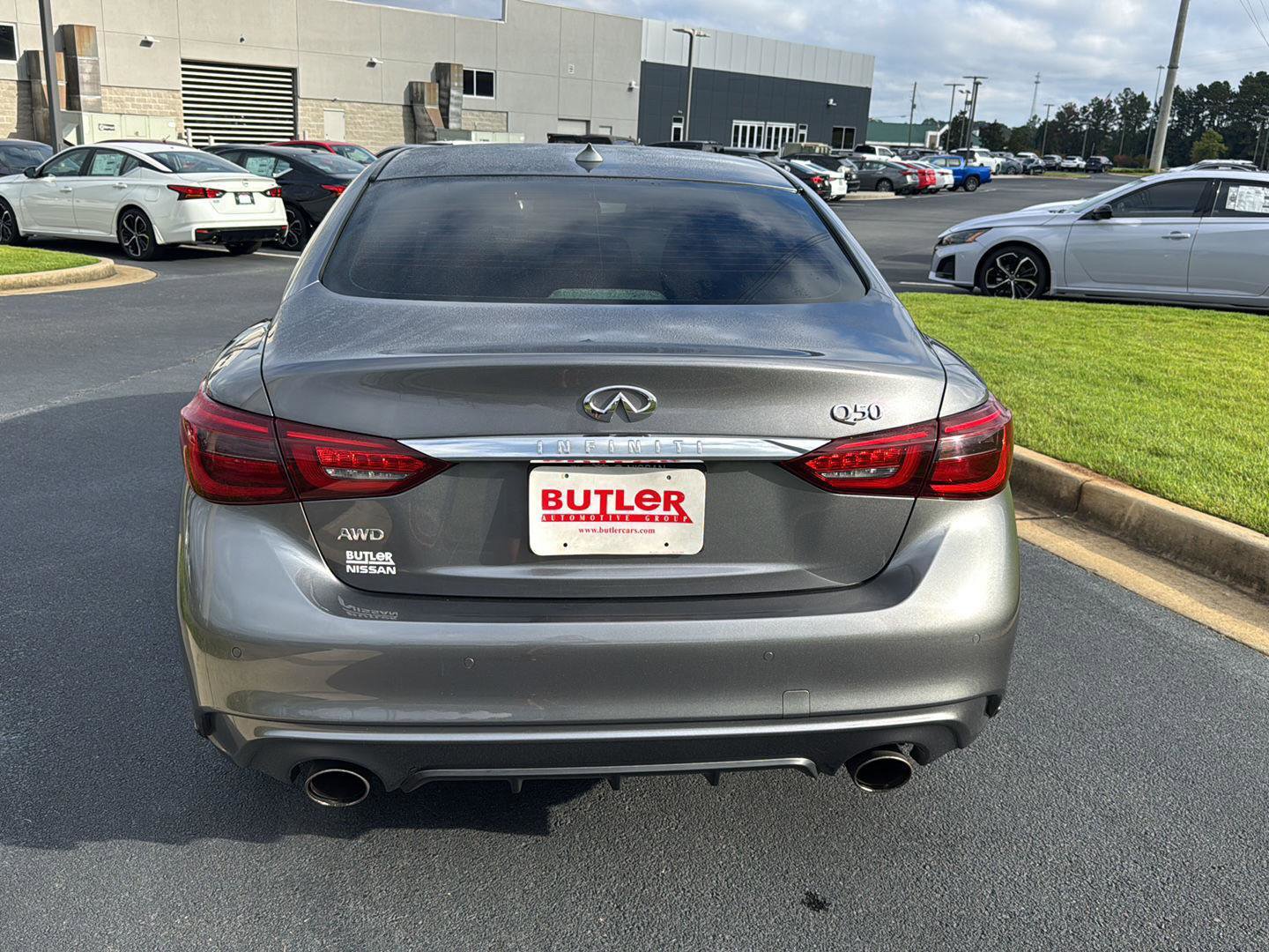 Used 2022 INFINITI Q50 Luxe w/ Cargo Package image 4