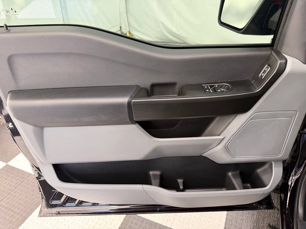 Used 2025 Ford F150 XL AWD/4WD image 15