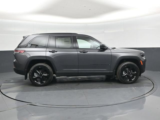 New 2026 Jeep Grand Cherokee Limited w/ Limited Altitude Package image 2
