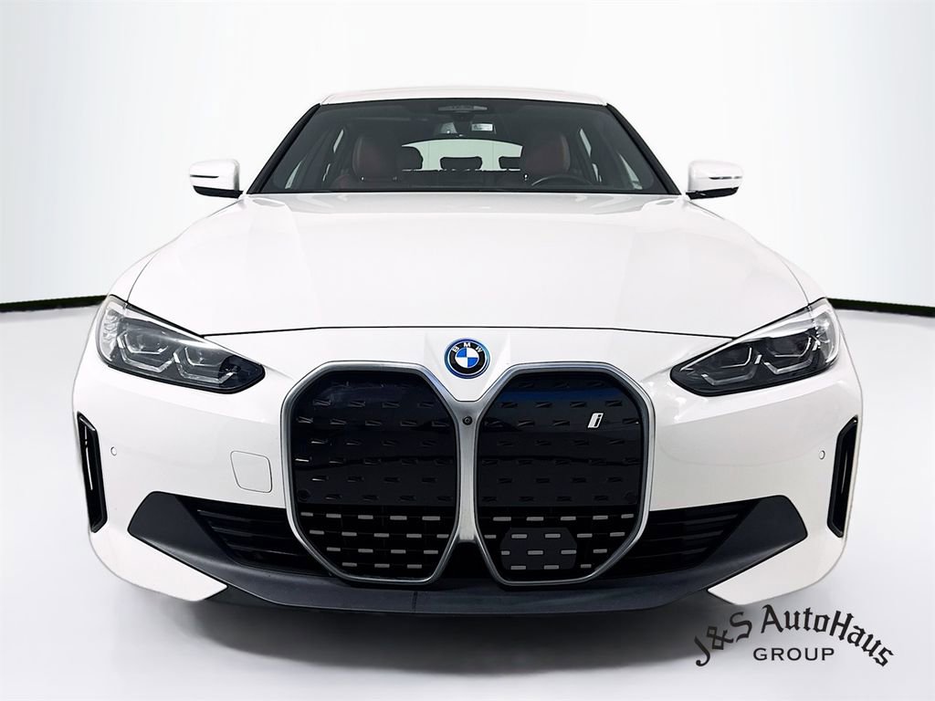Used 2023 BMW i4 eDrive35 image 2