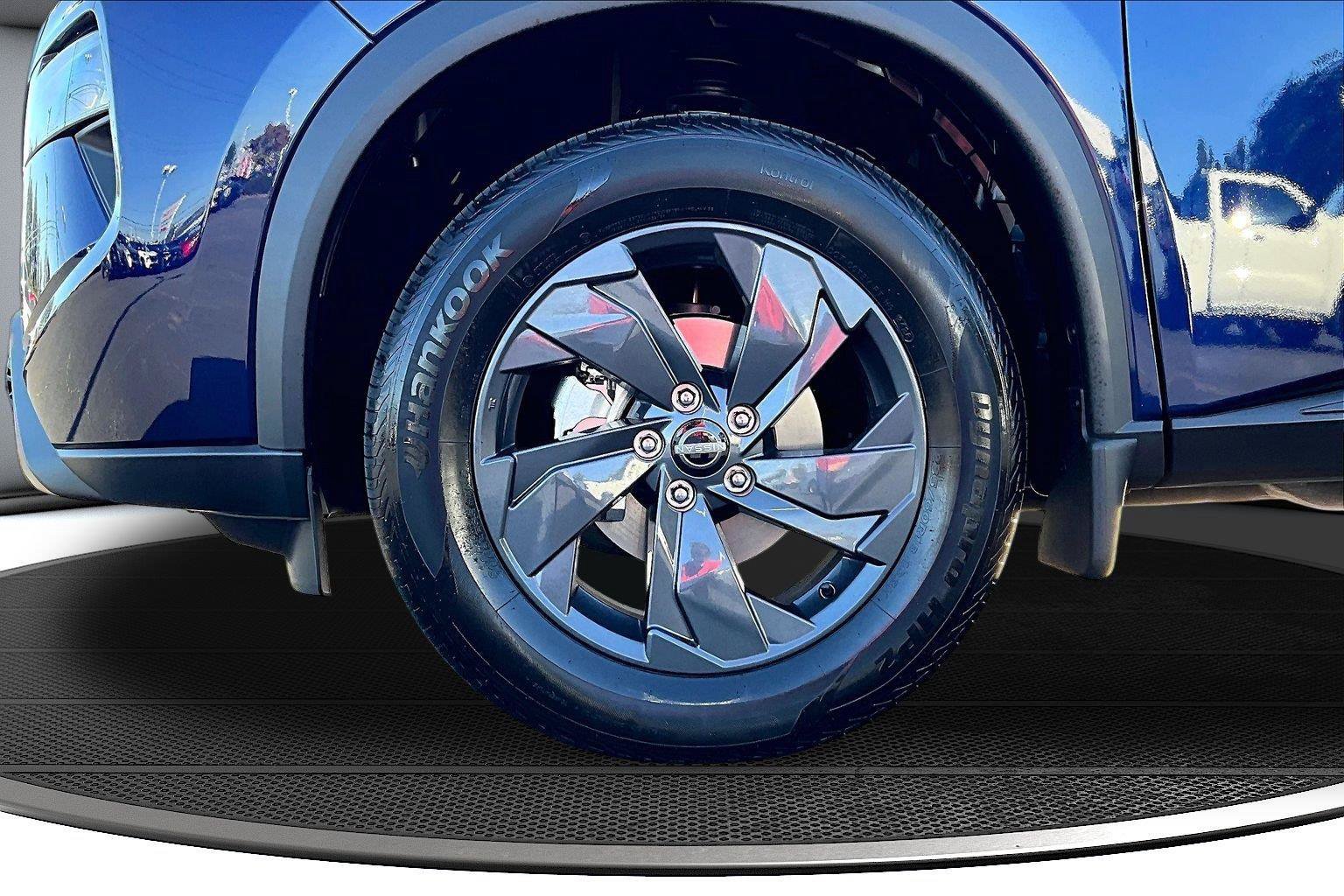 New 2026 Nissan Rogue SV w/ Cold Weather Package AWD/4WD image 14