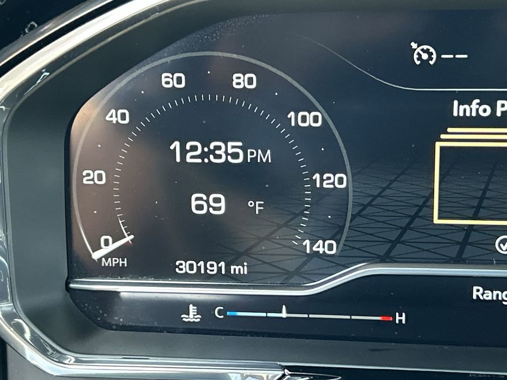 Used 2025 GMC Sierra 1500 SLT image 12