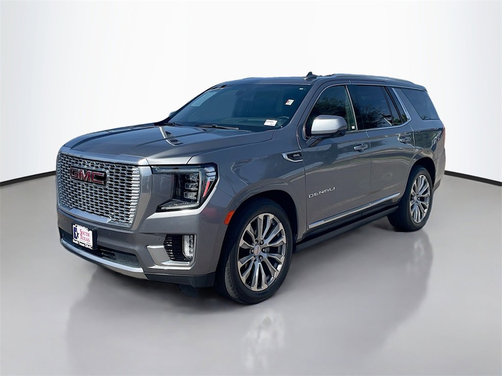 Used 2021 GMC Yukon Denali w/ Denali Ultimate Package image 3