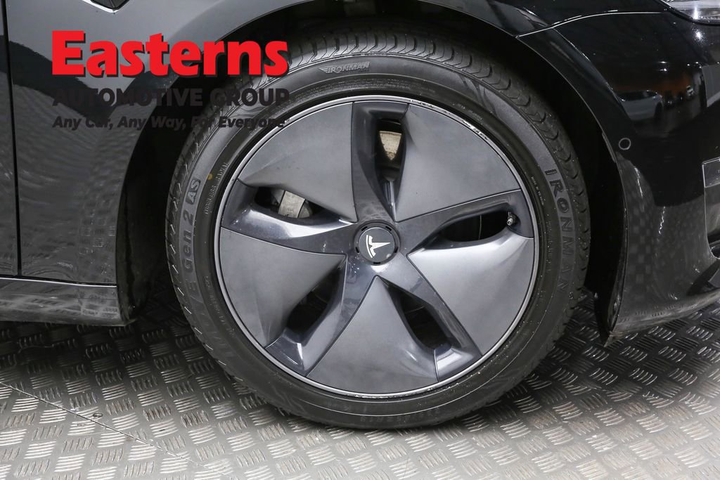 Used 2021 Tesla Model 3 Standard Range Plus image 28