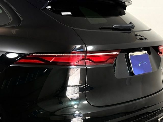 New 2026 Jaguar F-PACE R-Dynamic S image 14