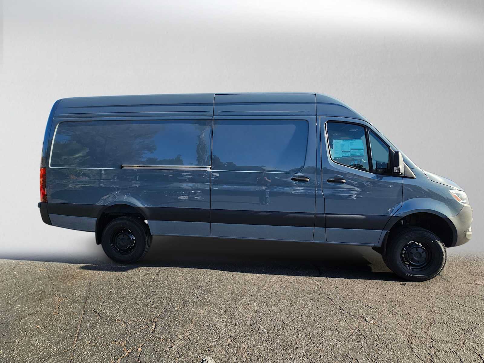 New 2026 Mercedes-Benz Sprinter 2500 image 2