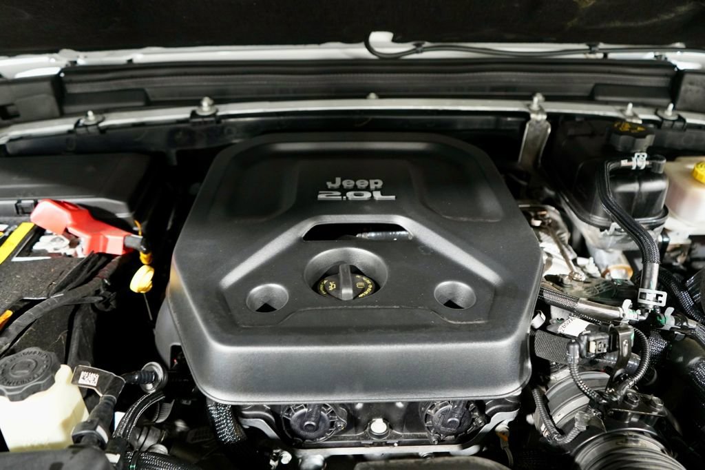 Used 2021 Jeep Wrangler Unlimited Rubicon 4xe w/ Steel Bumper Group image 11