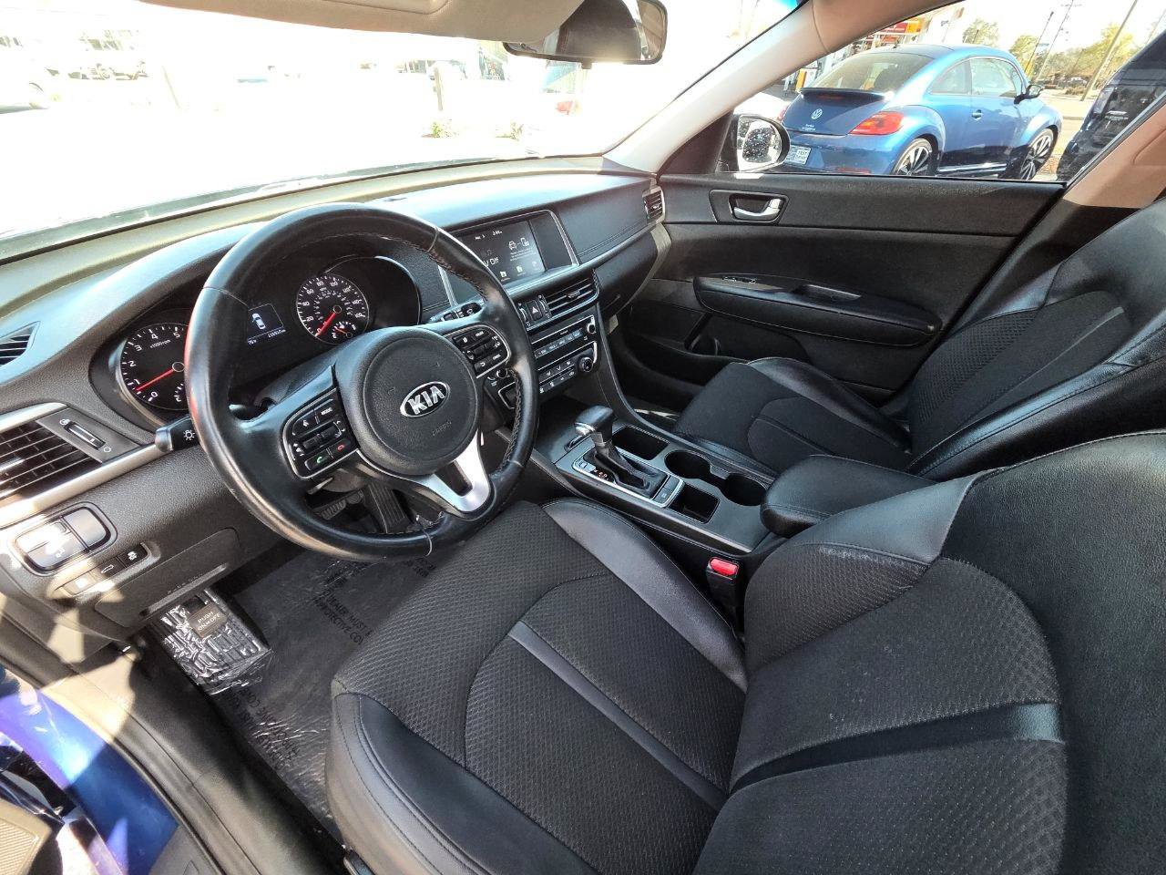 Used 2018 Kia Optima S w/ Pano Sport Package FWD image 10