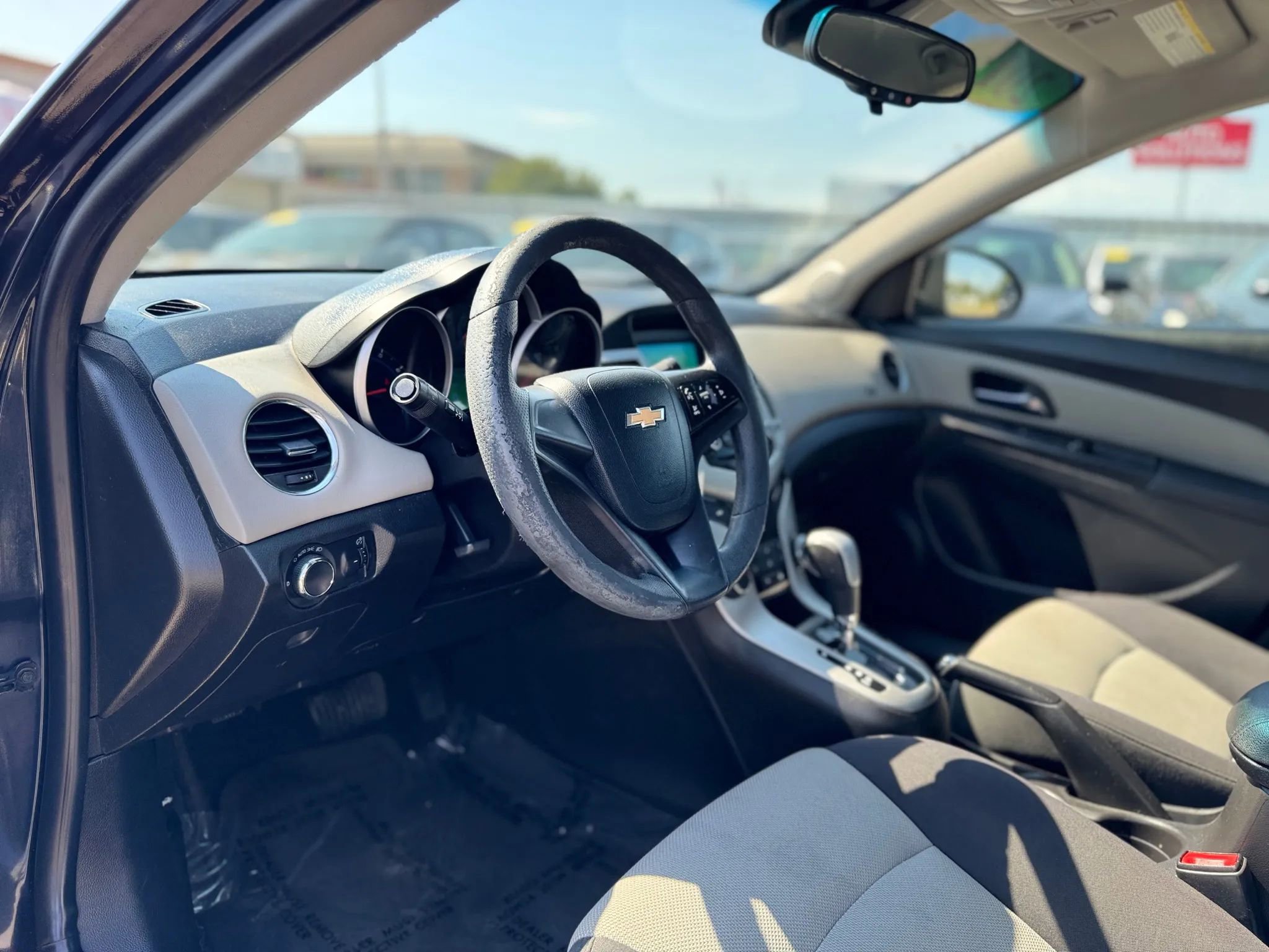 Used 2015 Chevrolet Cruze LS image 14