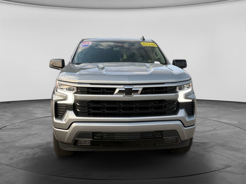 Used 2023 Chevrolet Silverado 1500 RST w/ Convenience Package II AWD/4WD image 3