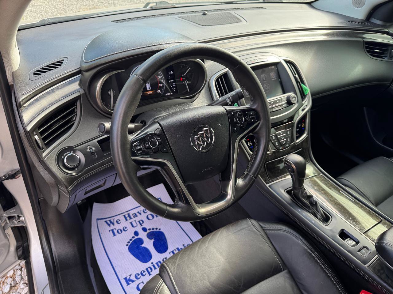 Used 2014 Buick LaCrosse Leather FWD image 19