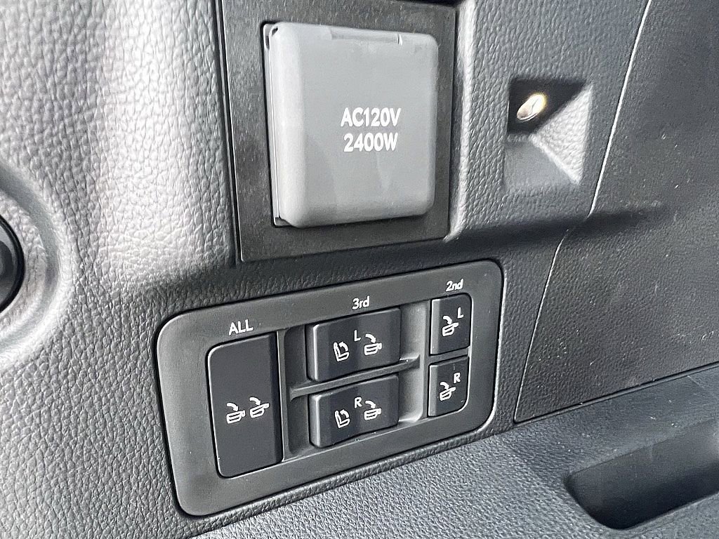 New 2026 Lexus LX 700h Luxury image 18