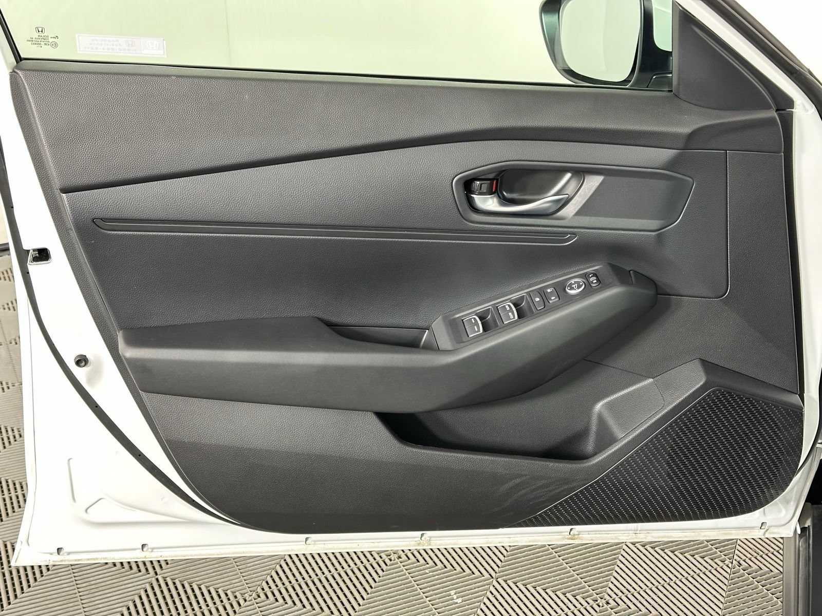 Used 2025 Honda Accord LX image 26