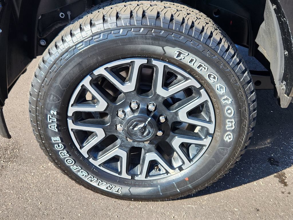 Used 2025 RAM 2500 Limited AWD/4WD image 22