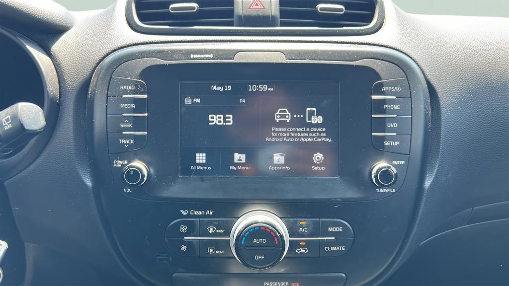Used 2018 Kia Soul + FWD image 19
