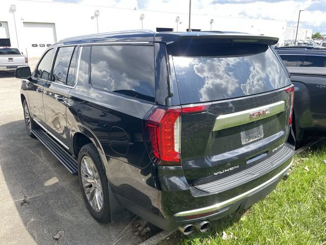 Used 2021 GMC Yukon XL Denali w/ Denali Premium Package AWD/4WD image 11