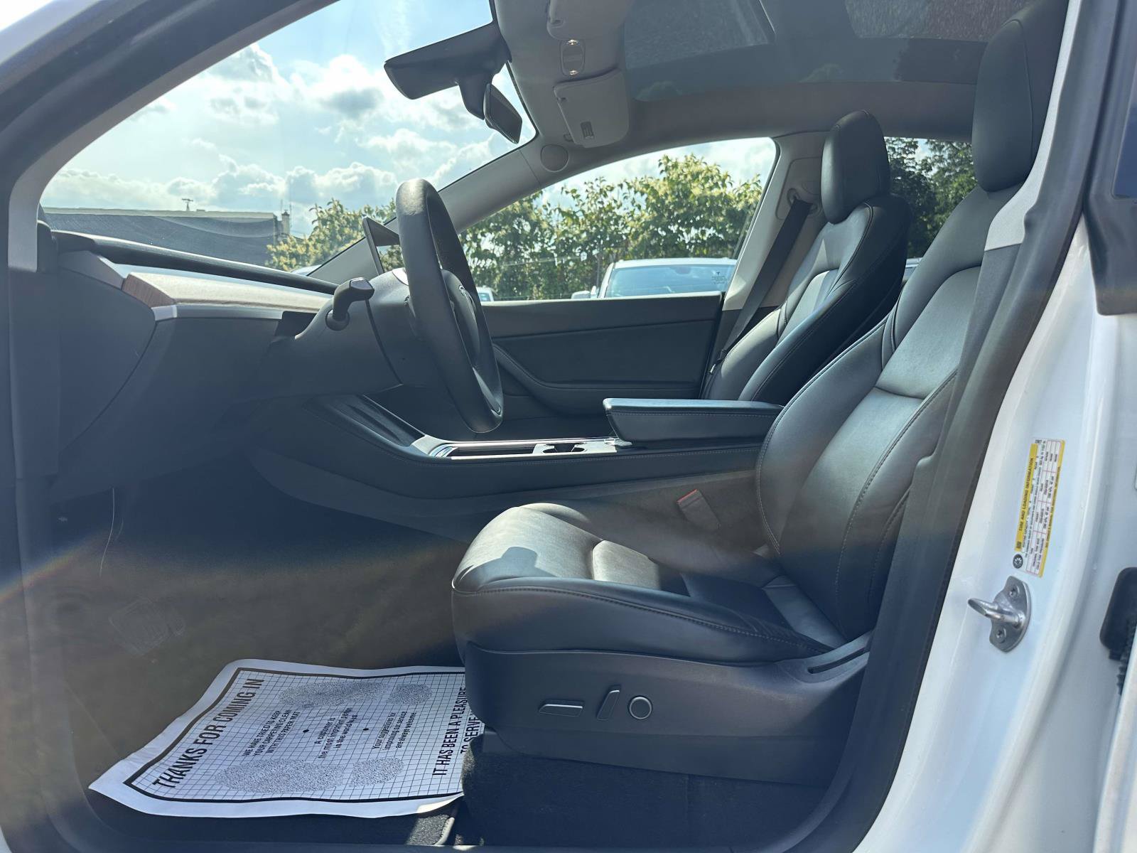 Used 2021 Tesla Model Y Long Range AWD/4WD image 15