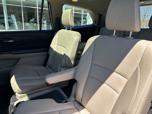 Used 2017 Honda Pilot Elite image 34