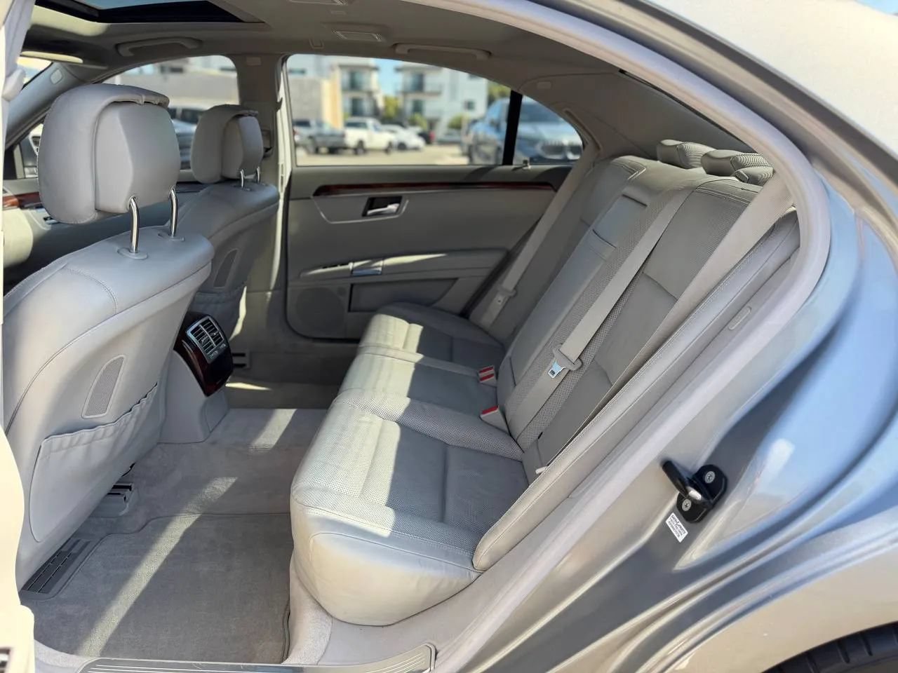 Used 2012 Mercedes-Benz S 550 image 27
