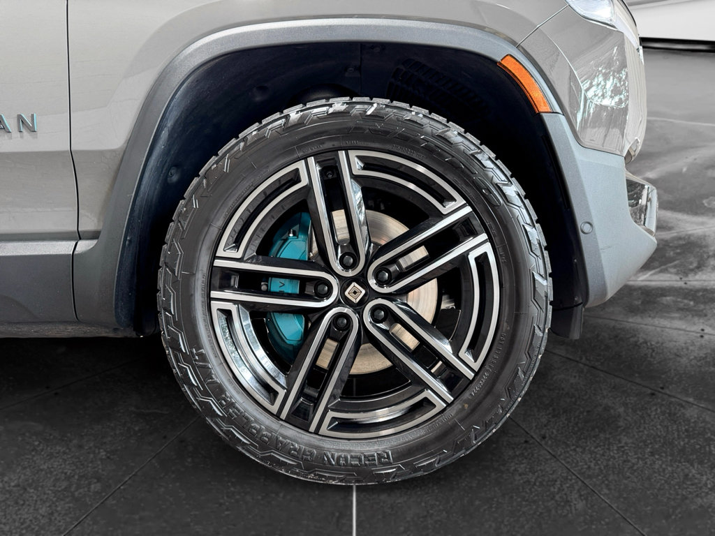Used 2026 Rivian R1T Premium Quad AWD/4WD image 36
