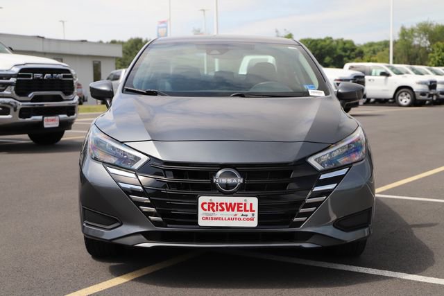 Used 2025 Nissan Versa SV FWD image 7