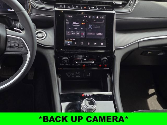 Used 2023 Jeep Grand Cherokee L Laredo image 14
