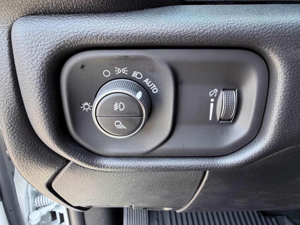 New 2026 RAM 2500 Tradesman w/ Chrome Appearance Group AWD/4WD image 11