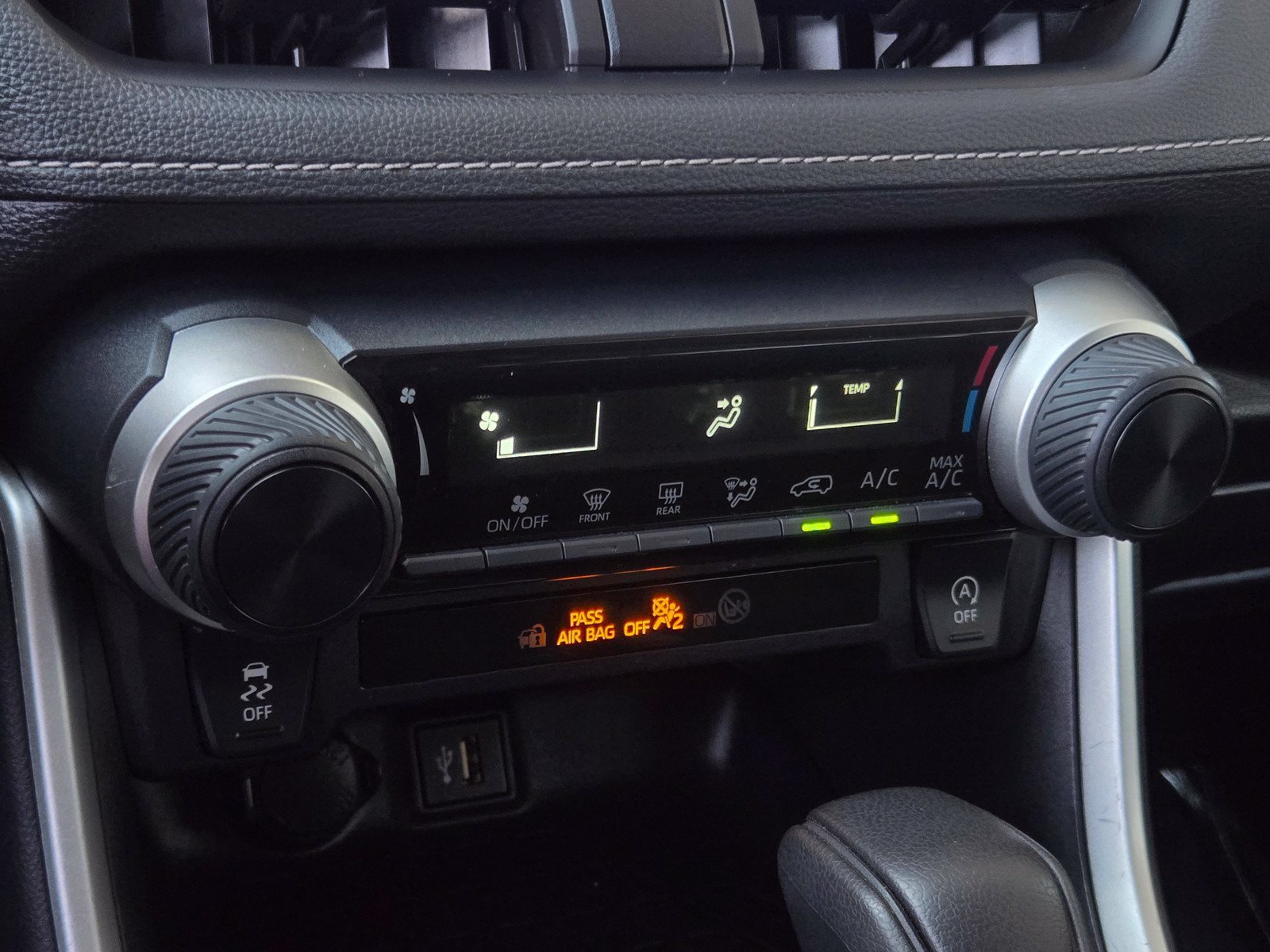 Certified 2025 Toyota RAV4 LE AWD/4WD image 18