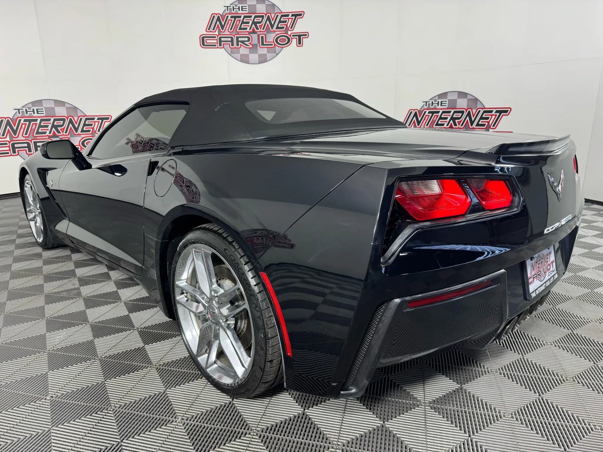 Used 2019 Chevrolet Corvette Stingray Convertible w/ 3LT Preferred Equipment Group image 33
